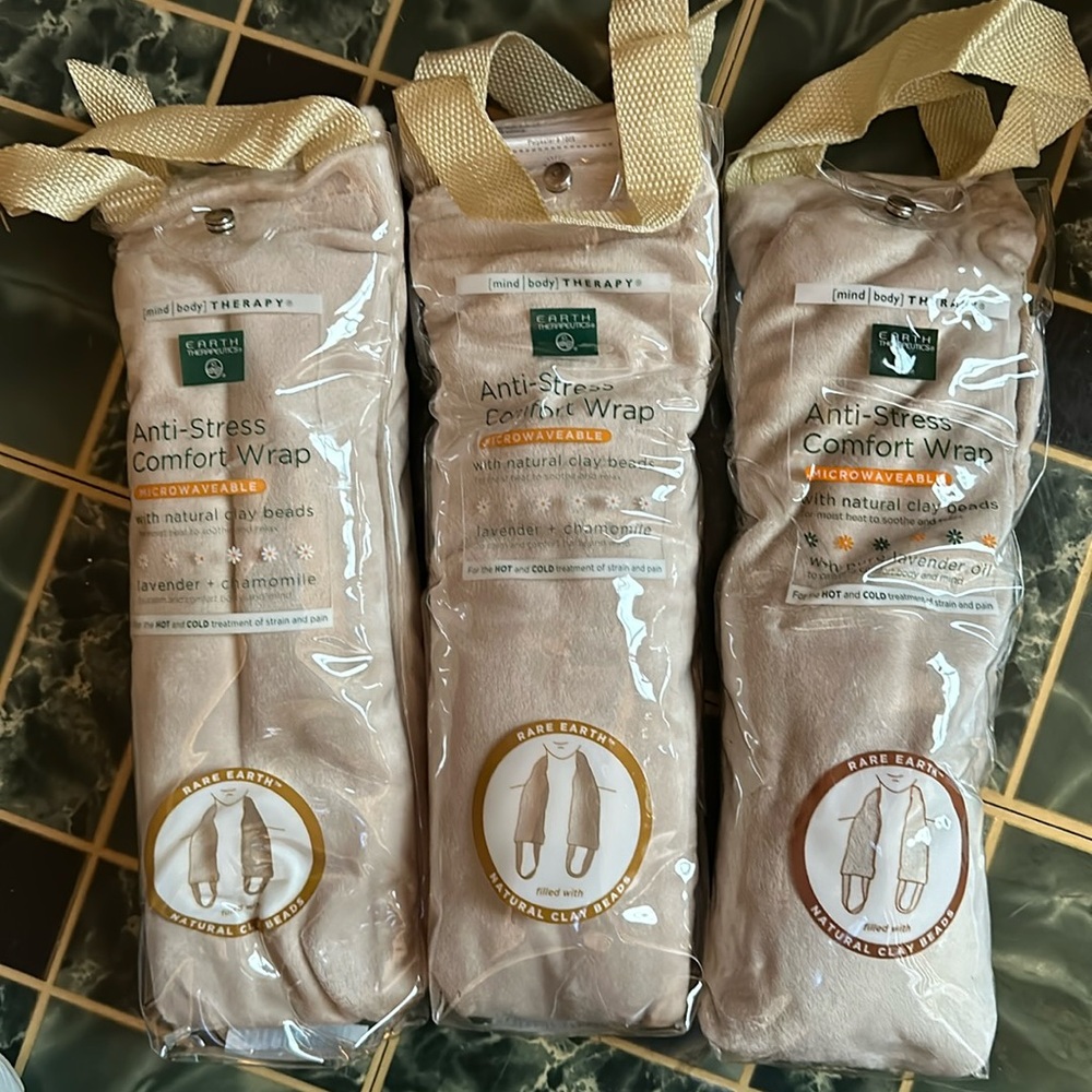 Earth Therapeutics - Anti Stress Comfort Wrap - Set of Three - NWOT
